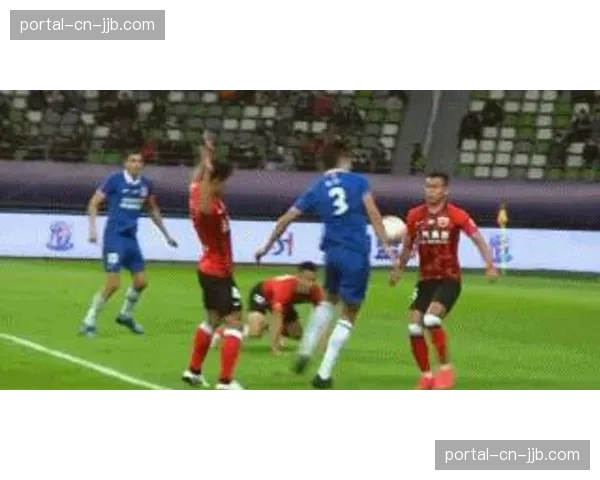 奥尔堡手球38-24战胜Grindsted GIF，保持丹麦联赛领先地位