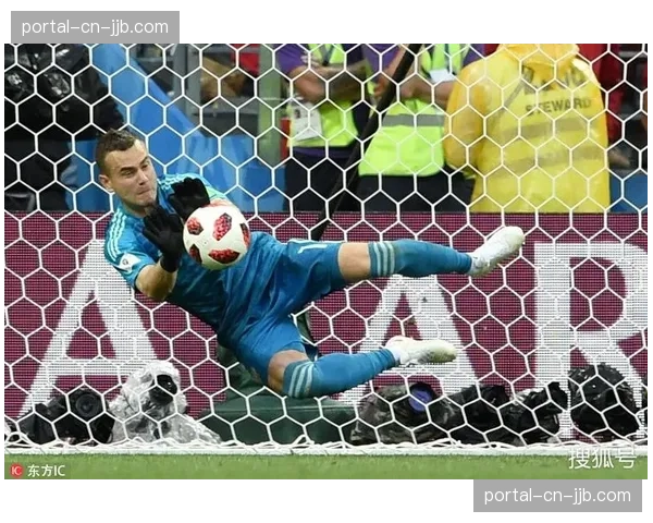 从门将到英雄：奥格斯堡的达门补时扑点，帮助球队1-0险胜达姆施塔特